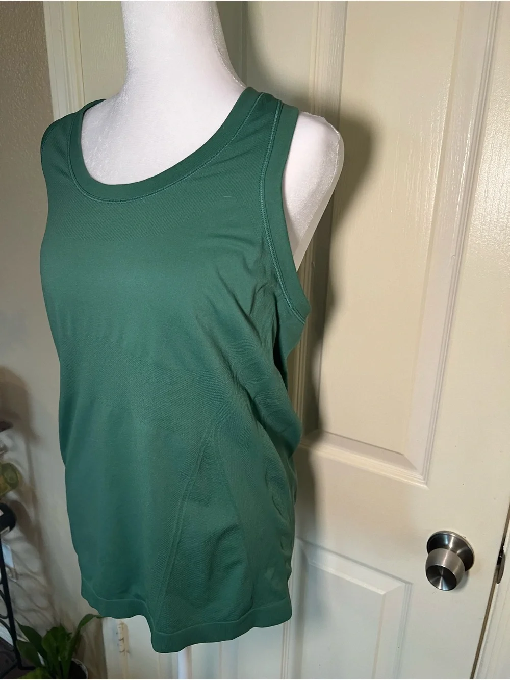 Athleta Green Racerback Mesh Performance Workout Tank - Picture 3 of 6